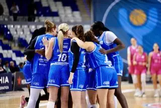 El Azulmarino barre al Domusa Teknik en Son Moix