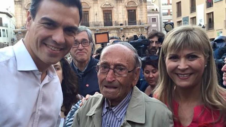 Enrique Arandes con Pedro Sánchez y Susana Ros.