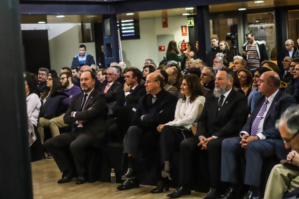 Presentación cartel de la Semana Santa de Orihuela