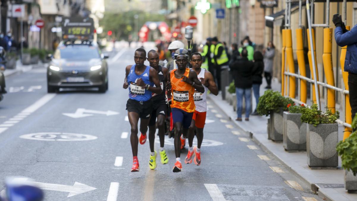 Maratón Valencia 2020: las imágenes del maratón y el Medio Maratón