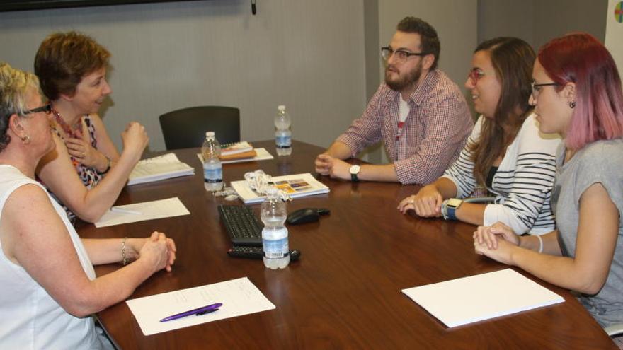 Las entrevistas que se están realizando a alumnos del CEU.