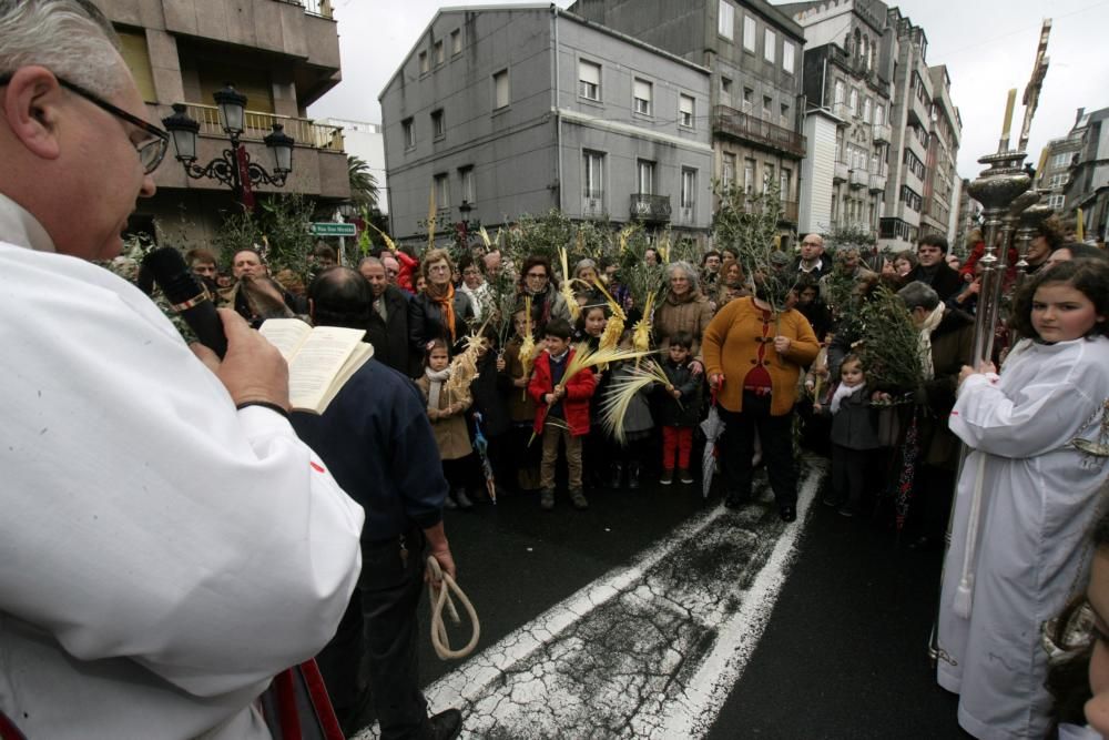 Semana Santa en A Estrada 2016 | El Domingo de Ramos gana fieles en A Estrada