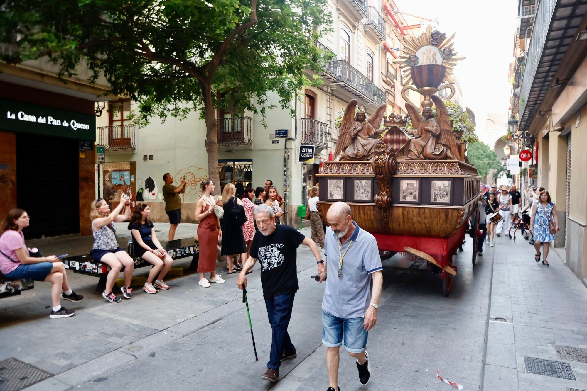 Así ha sido el traslado de Las Rocas