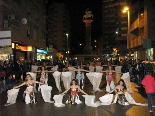 Desfile de moros, cristianos y judíos en Lorca