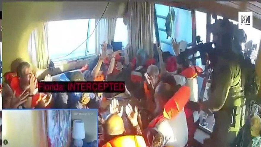 Momento en el que el Ejército de Israel entra en uno de los barcos de la Flotilla Global Sumud