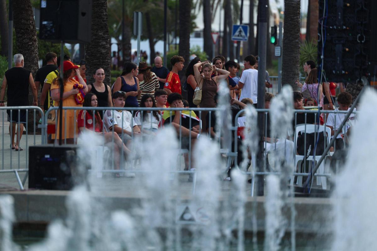 Galería: el ambiente del público durante la semifinal del Mundial entre España y Francia