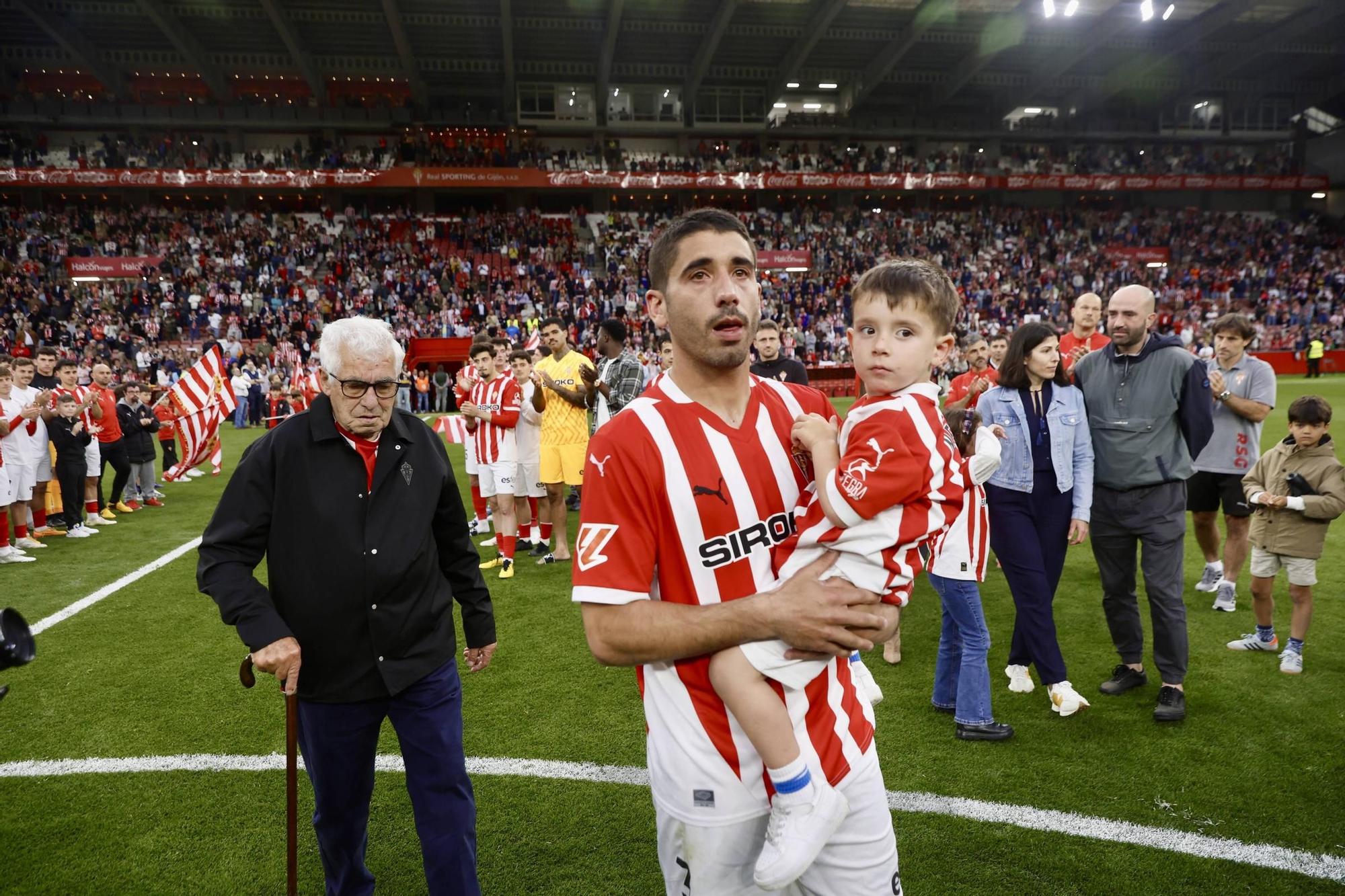 Cote y un adiós de película: así fue la despedida del Sporting a José Ángel