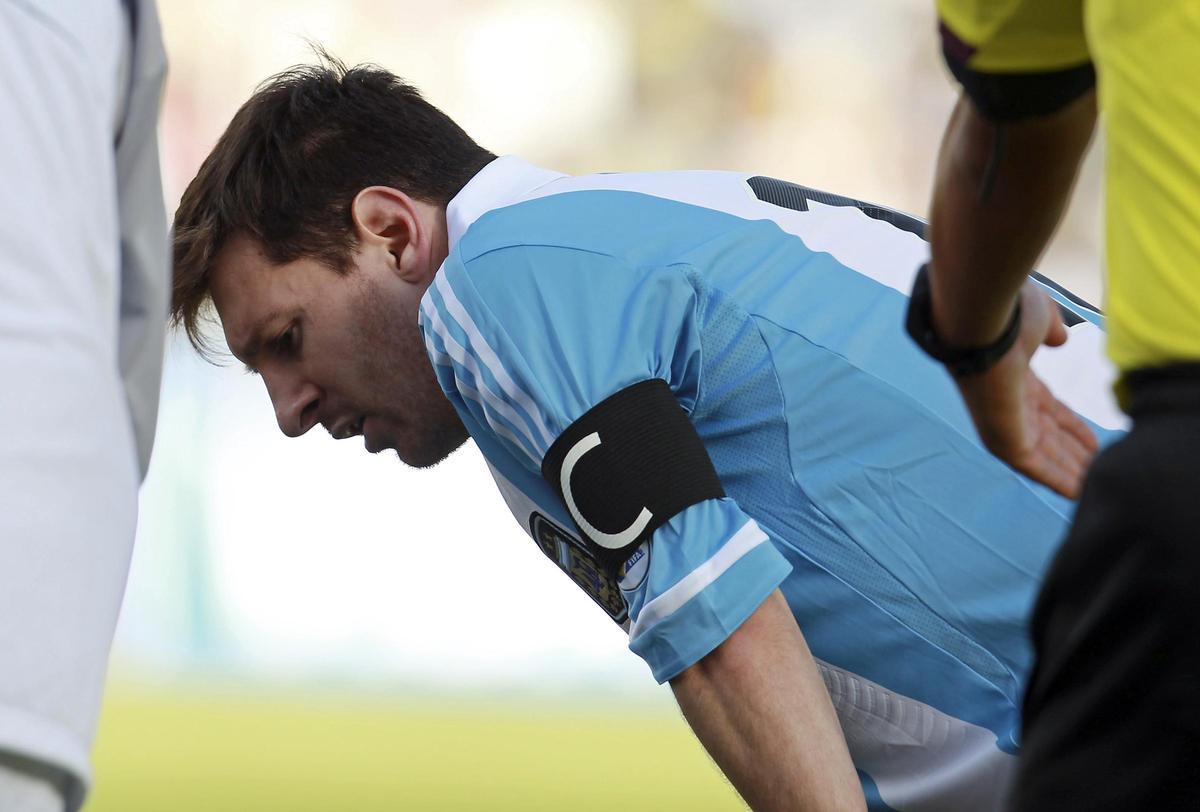 Messi se marea en un partido en La Paz, en Bolivia