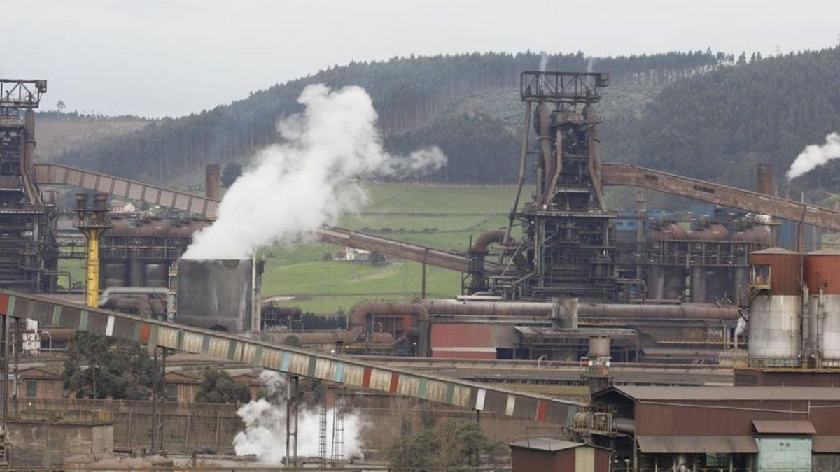 Factoría de ArcelorMittal en Gijón.