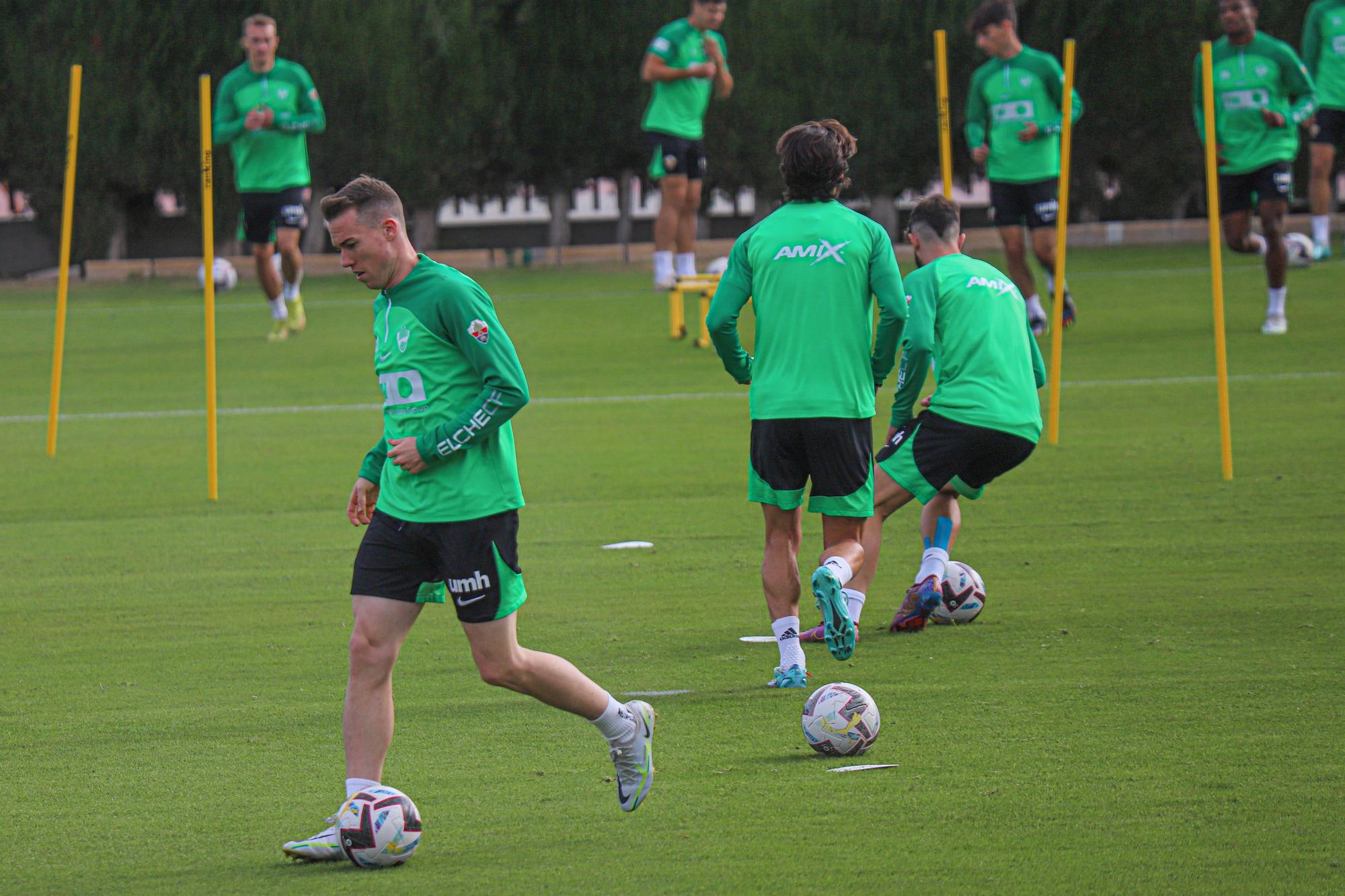 Primer entrenamiento de Machín como entrenador del Elche CF