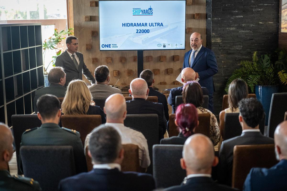 Presentación del dique flotante.