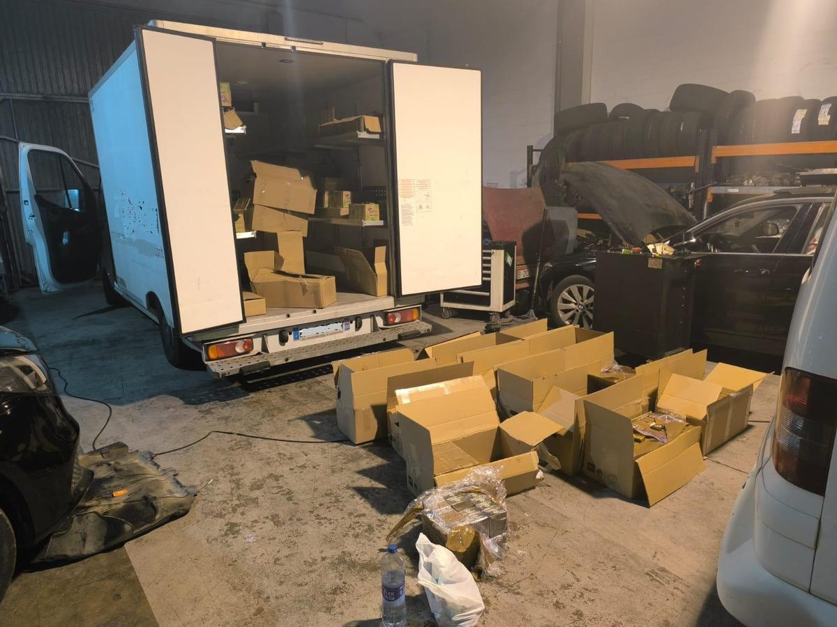 Imatge del camió intervingut a Vilafranca amb haixix.