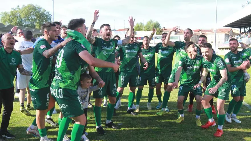 El Arenteiro se corona con un ascenso histórico