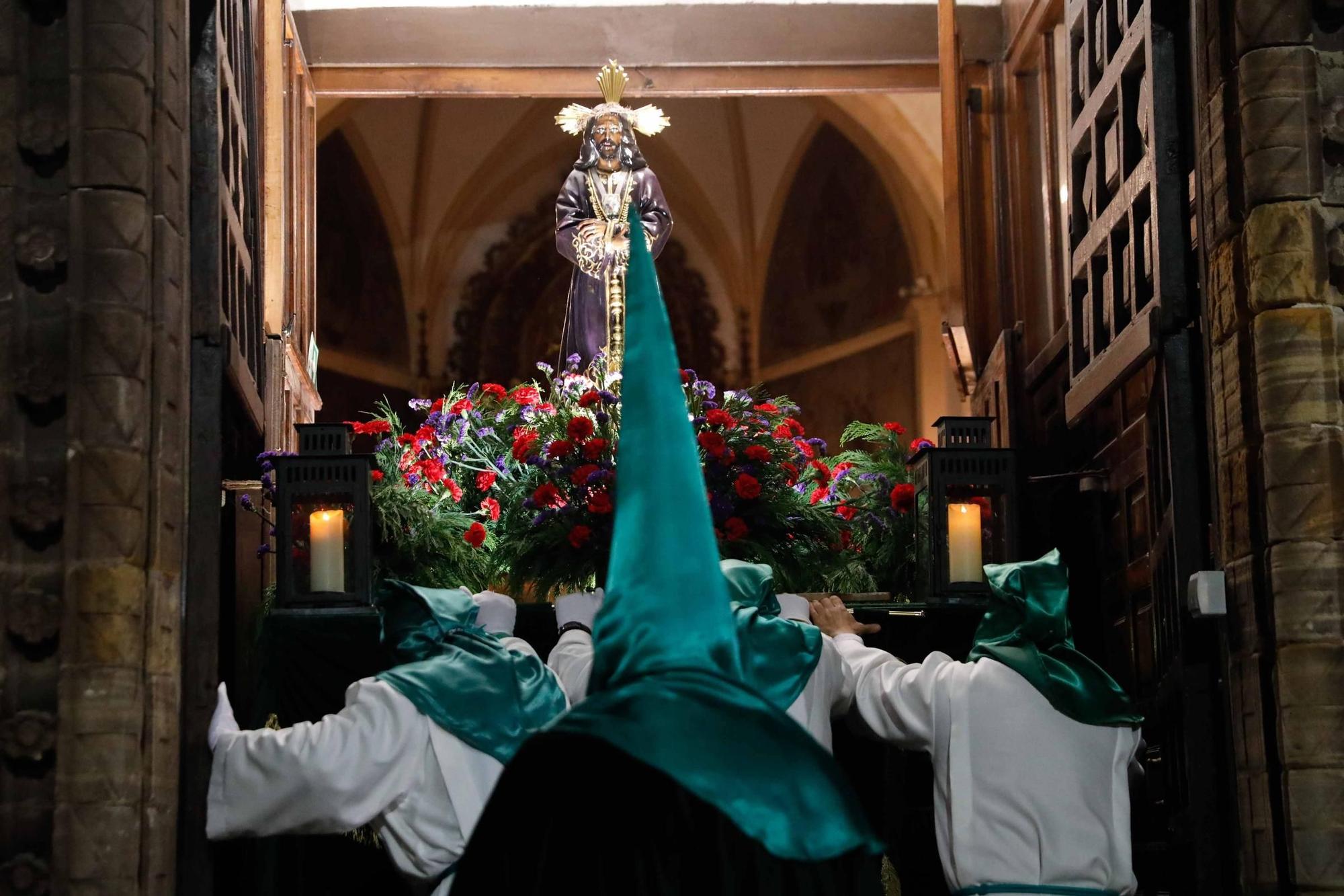 EN IMÁGENES: el álbum fotográfico de los mejores momentos de la Semana Santa de Avilés