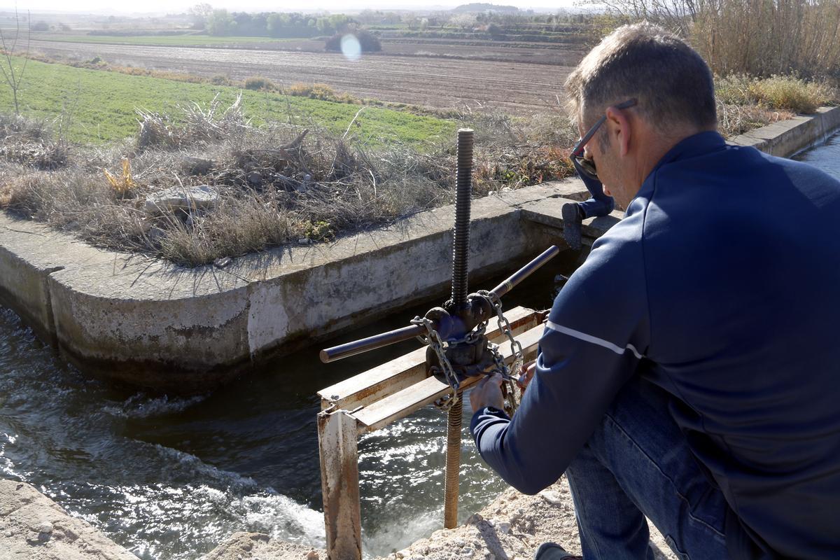 Trabajos en el Canal d'Urgell.