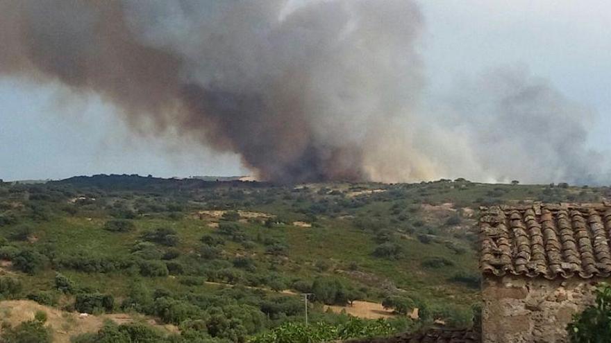 Vista del incendio desde Pinilla de Fermoselle