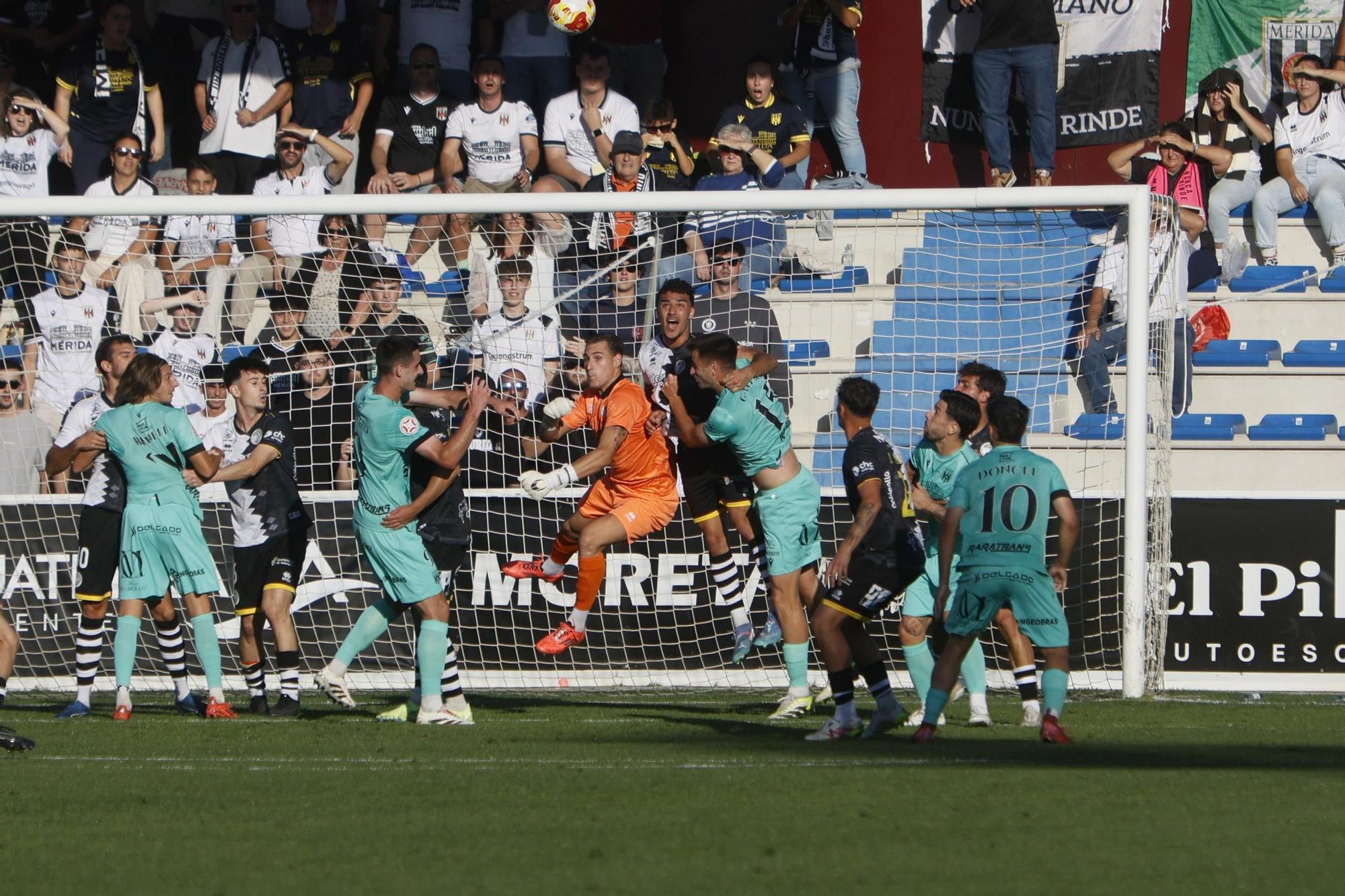 FOTOGALERÍA: Las imágenes de la derrota del Mérida en Salamanca (2-0)