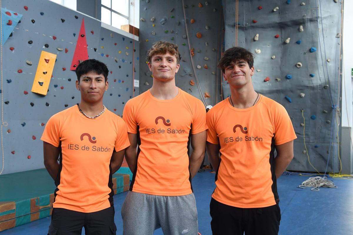 Ze Vilchez, Mael Concheiro e Iván Roca.