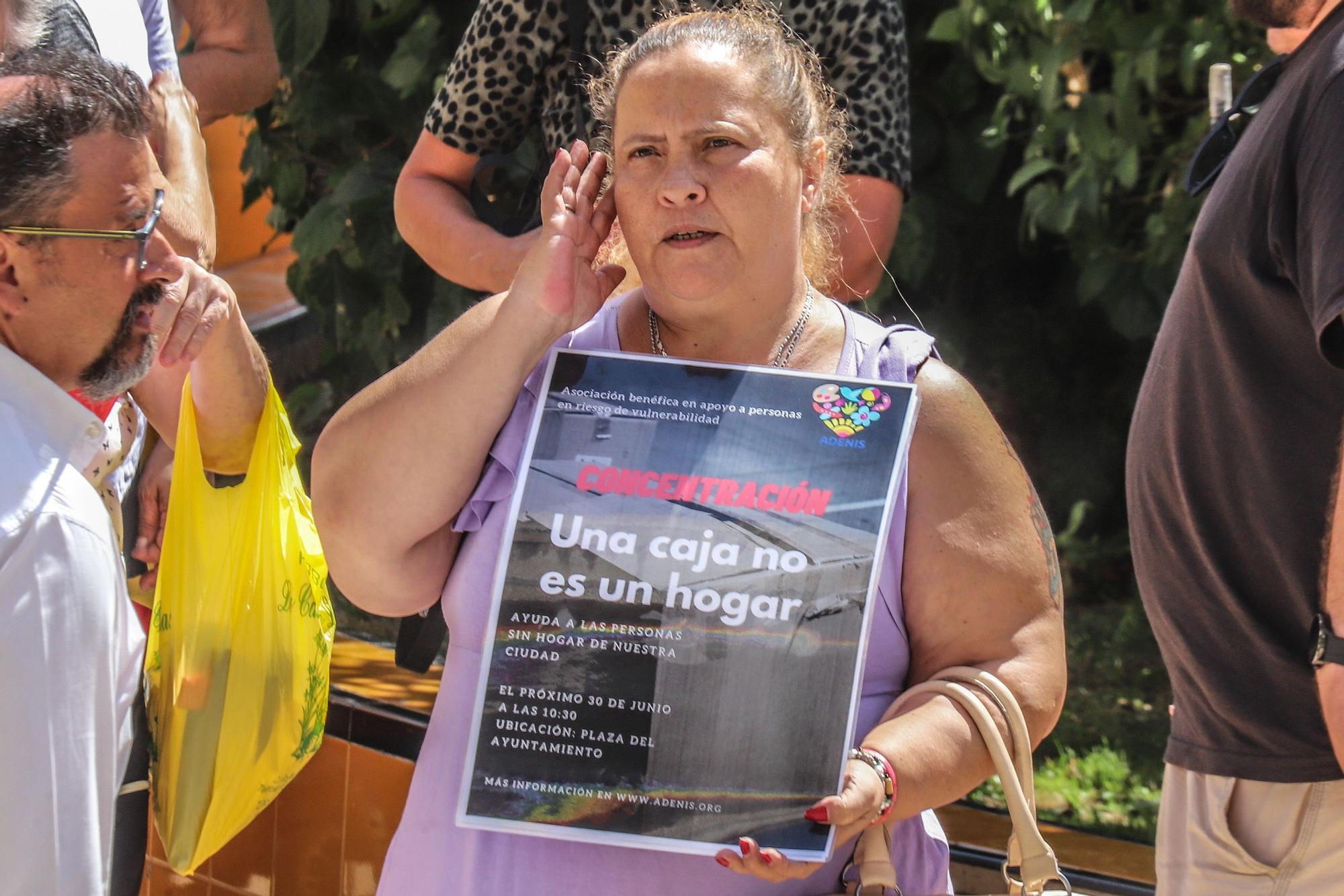 Protesta contra la ordenanza de convivencia en Torrevieja