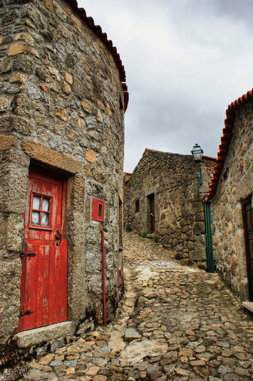 Linhares da Beira: un tesoro medieval en el corazón de Portugal.