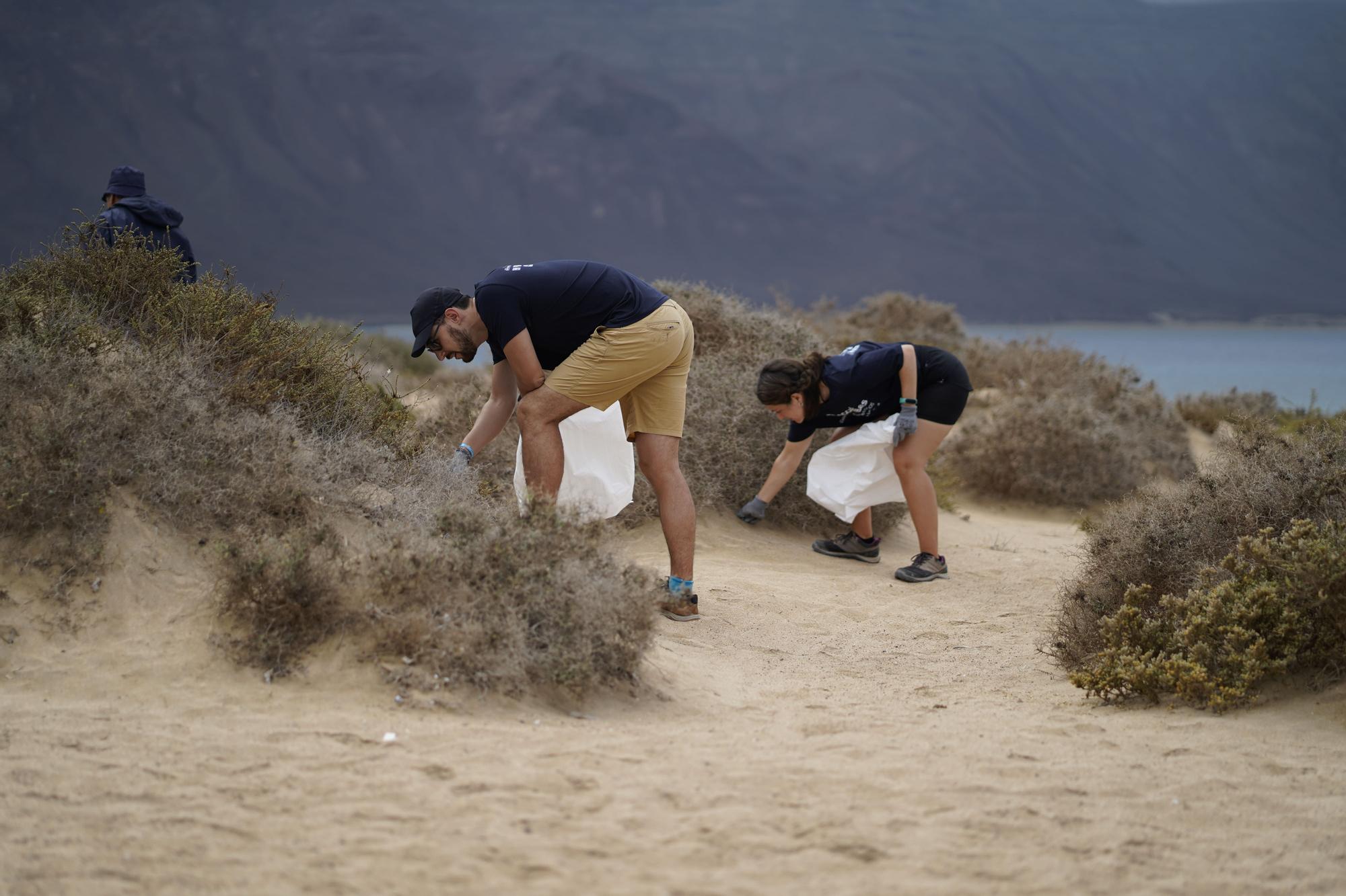 Ecoáreas Mardetodos recoge más de 600 kilos de basura en playas de La Graciosa