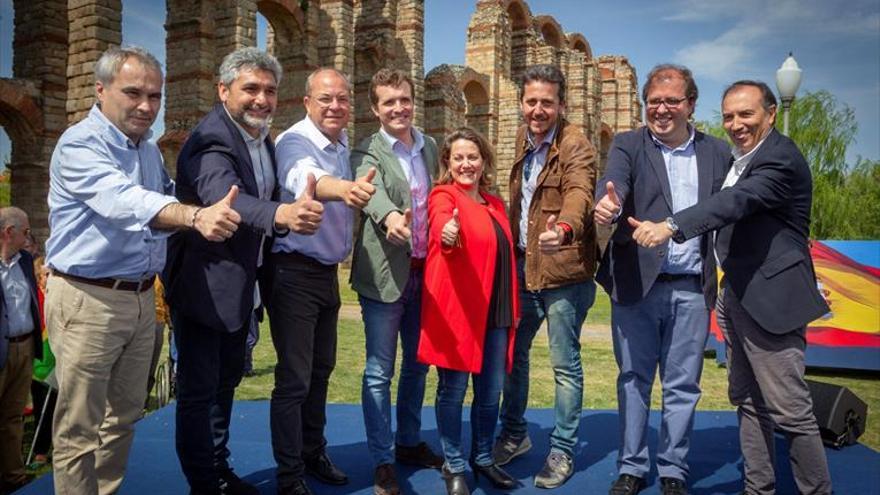 Casado se compromete a traer la alta velocidad a Extremadura si es presidente