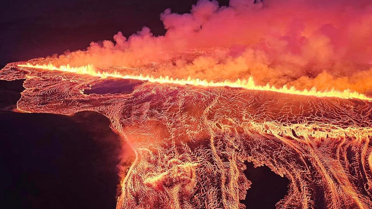 Imágenes de la sexta erupción volcánica en la península de Reykjanes (suroeste de Islandia), producida en agosto de este 2024.