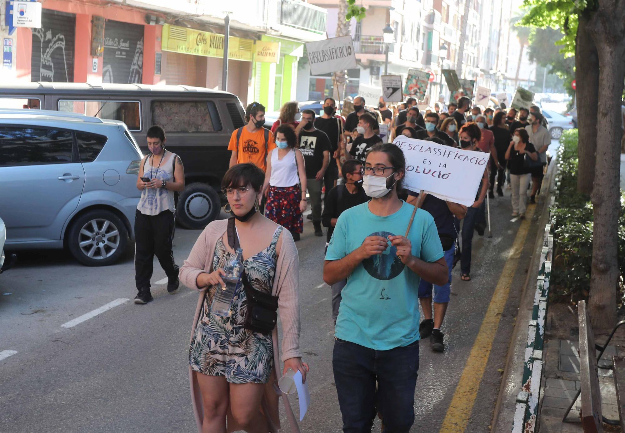 Protesta de los vecinos de Benimaclet contra el vallado de solares ocupados