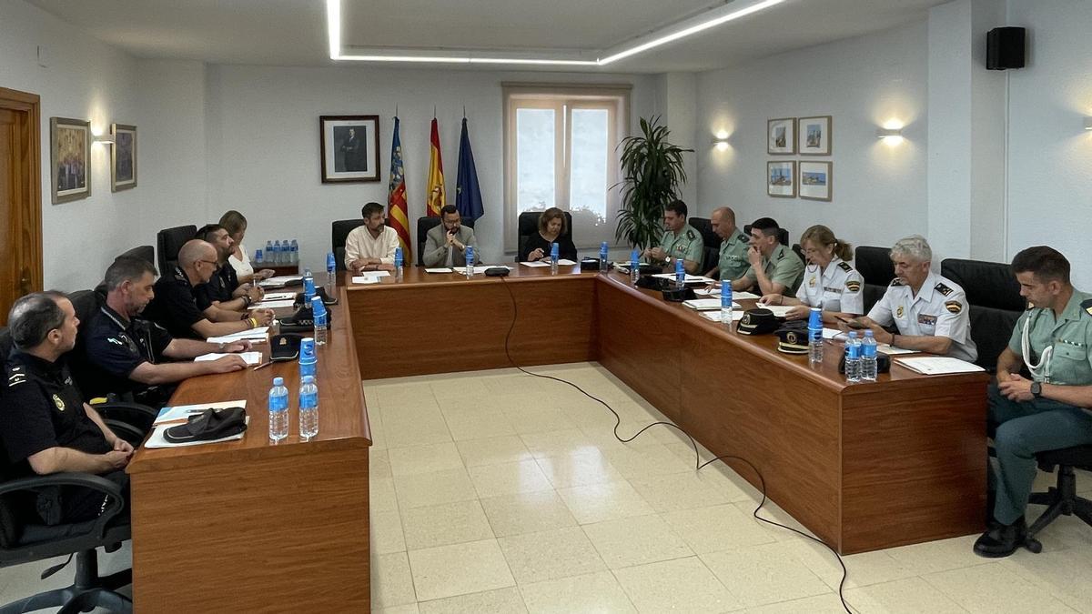 La reunión de la junta de seguridad del Poble Nou de Benitatxell