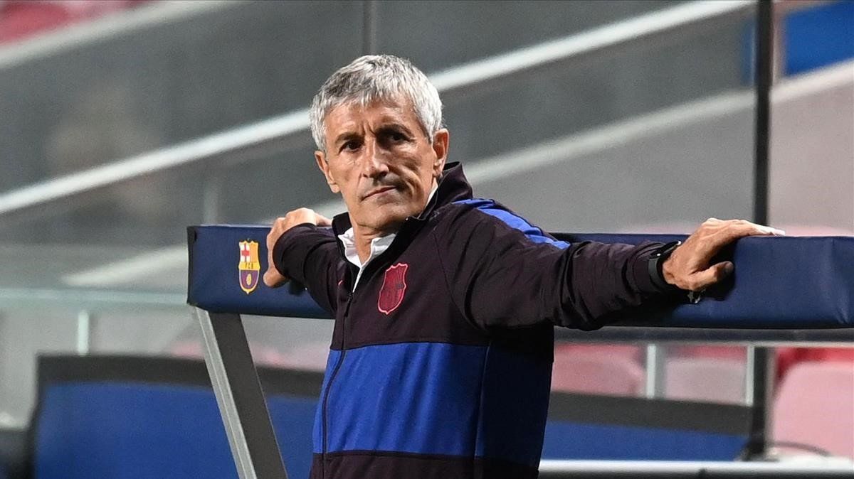 Quique Setién, durante el partido ante el Bayern en Lisboa.