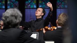 Currentzis, Pires i Argerich tornen, fidels, a Ibercamera