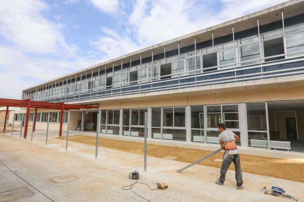 Obras en el nuevo colegio de Rojales.