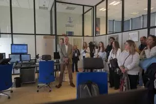 La Semana do Patrimonio Invisible abre las puertas de la Torre de Control Marítimo de A Coruña: "Viene a ser como una segunda Torre de Hércules, pero muy modesta"
