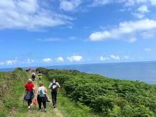 En imágenes: Así fue la XXXVIII Travesía Costa Naviega en una jornada soleada y con buen ambiente