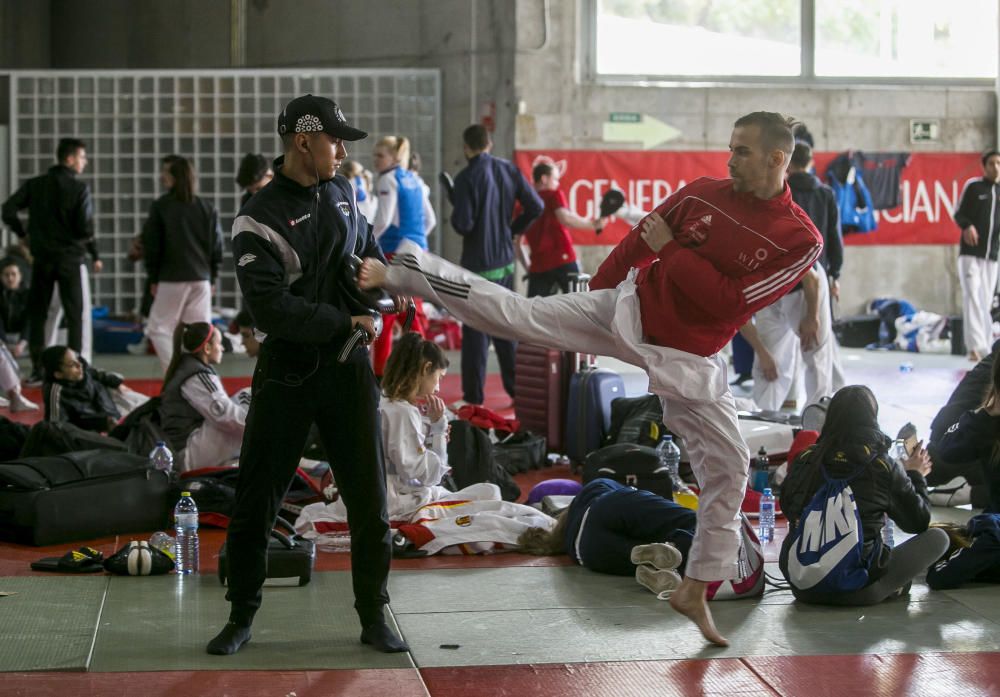 450 luchadores de élite en el cierre del Open