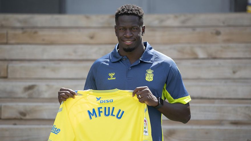 La UD Las Palmas desencalla los términos del fichaje de Mfulu y el jugador firma hasta 2023