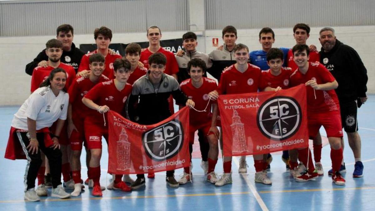 El equipo juvenil del 5 Coruña. |  // LA OPINIÓN