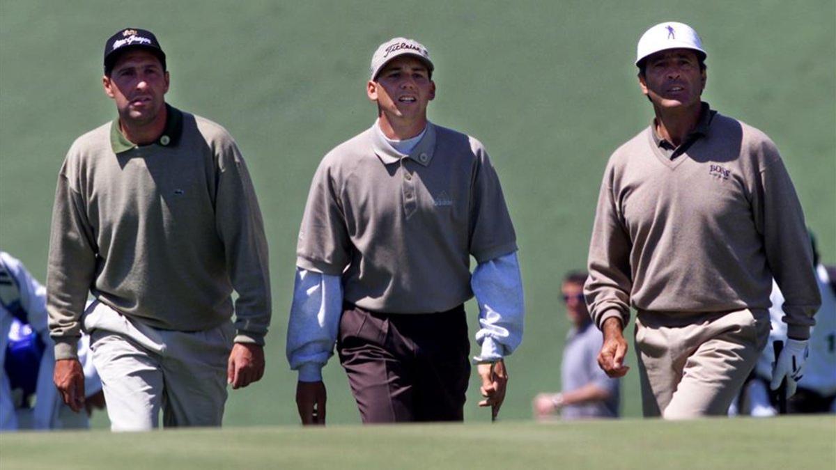 Olazábal y Ballesteros, junto a un jovencito Sergio García, en una vuelta de entrenamiento en 2003