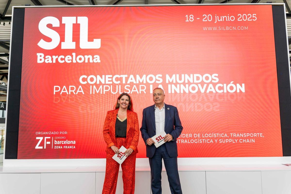 Blanca Sorigué, directora general del CZFB i del SIL, al costat de Pere Navarro, delegat especial de lEstat en el CZFB i president del SIL Blanca Sorigué, directora general del CZFB i del SIL, al costat de Pere Navarro, delegat especial de lEstat en el CZFB i president del SIL