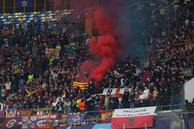 Nápoles - FC Barcelona, la ida de octavos de la Champions League, en imágenes