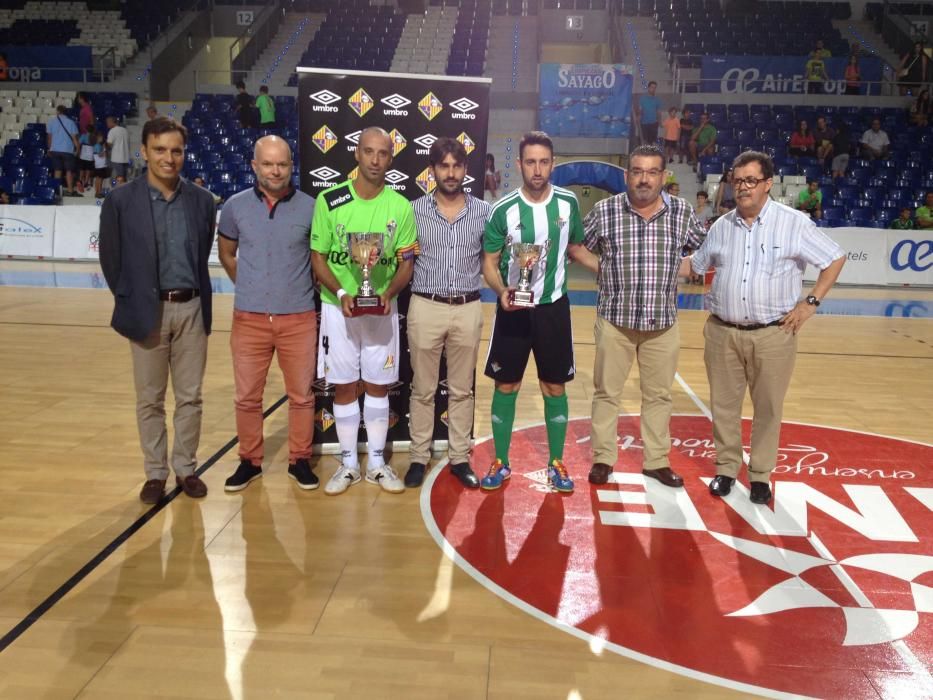 El Palma Futsal se presenta ante su afición con un triunfo ante el Betis