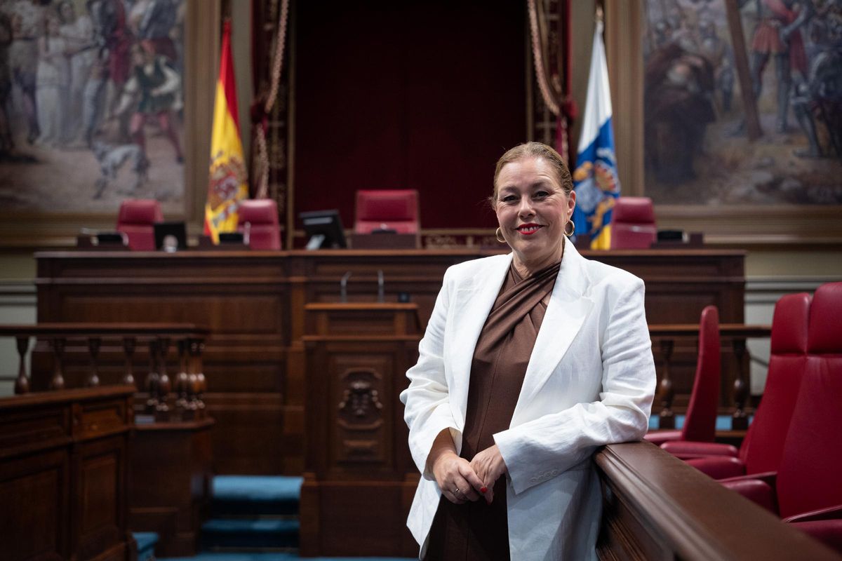 Astrid Pérez, presidenta del Parlamento de Canarias.