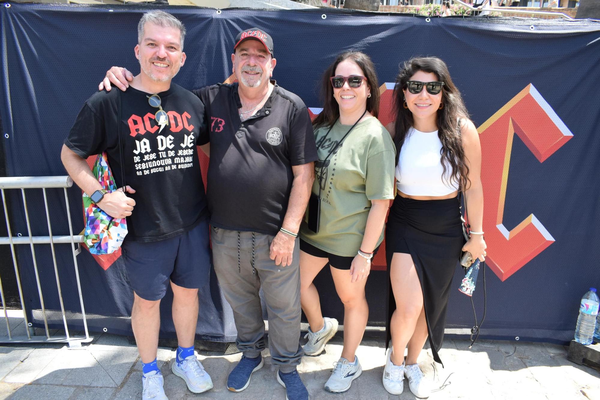 Los fanáticos de AC/DC invaden Sevilla