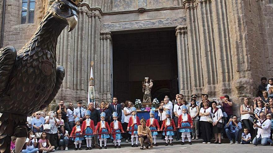 El ball de l&#039;àliga és un dels actes emblemàtics de la festa cardonina