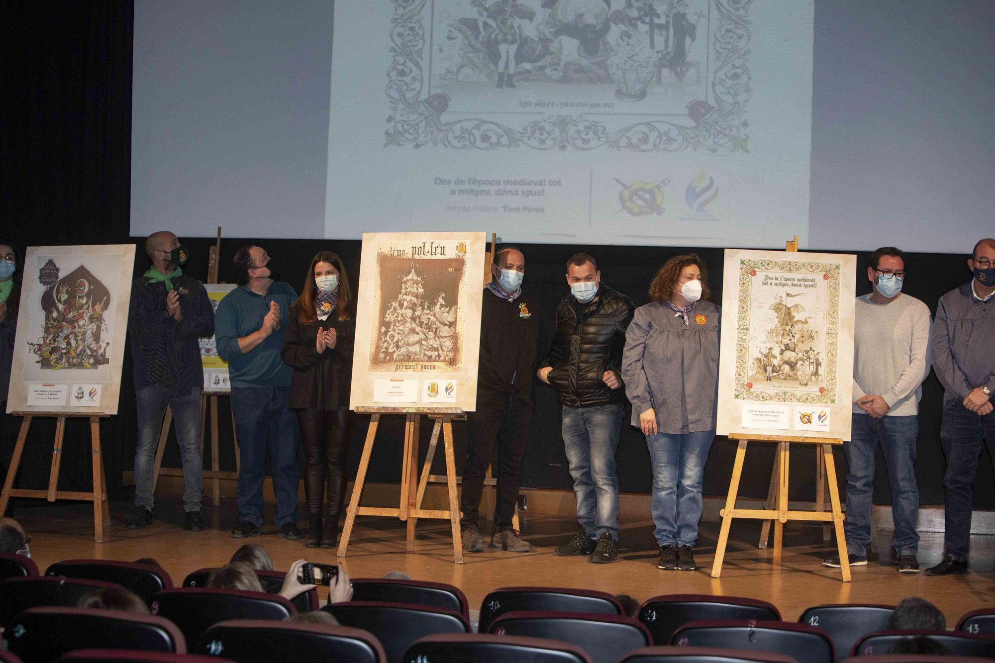 Presentación de los bocetos de las tres fallas de sección especial de Alzira