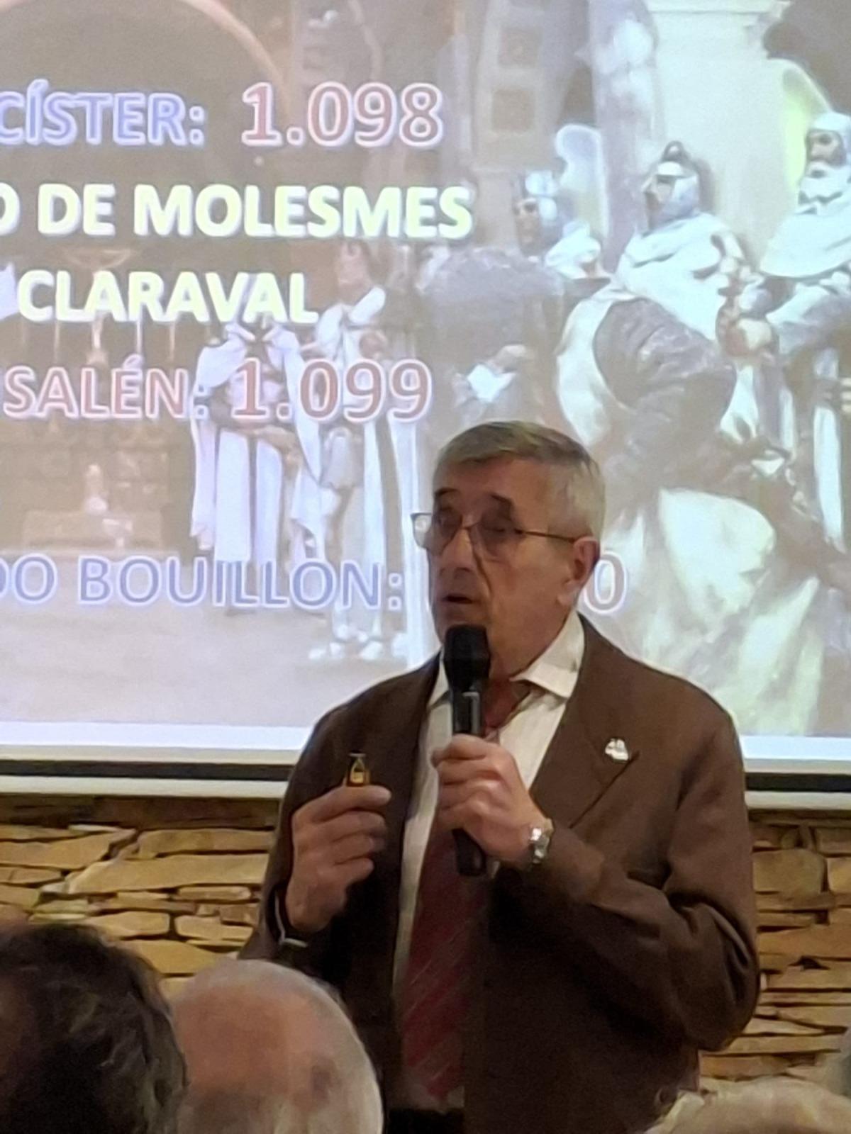 José Luis Campos Santiago en un momento de su conferencia en la Casa de Zamora en Madrid.