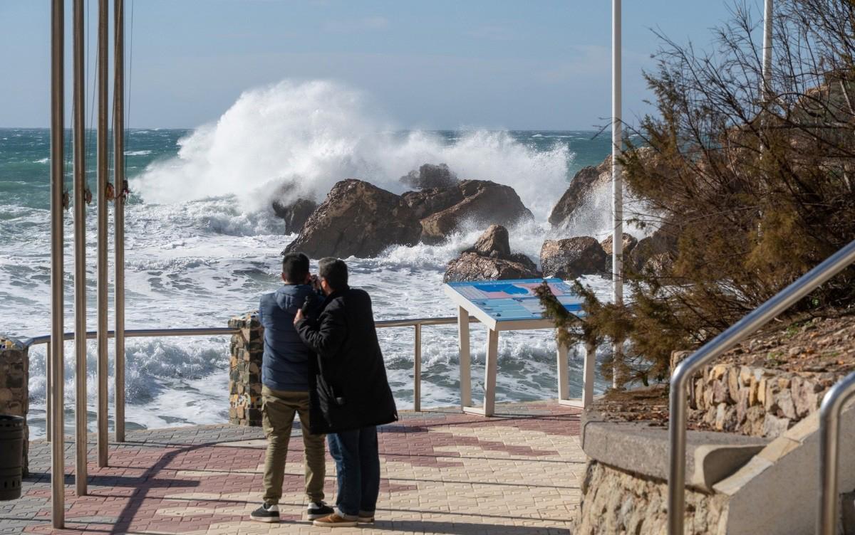 La costa de la Región estará en alerta amarilla este miércoles