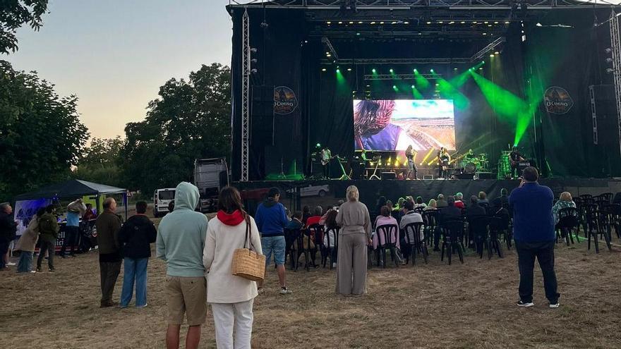 El Rock´n´Roll llega a Barrio de Lomba