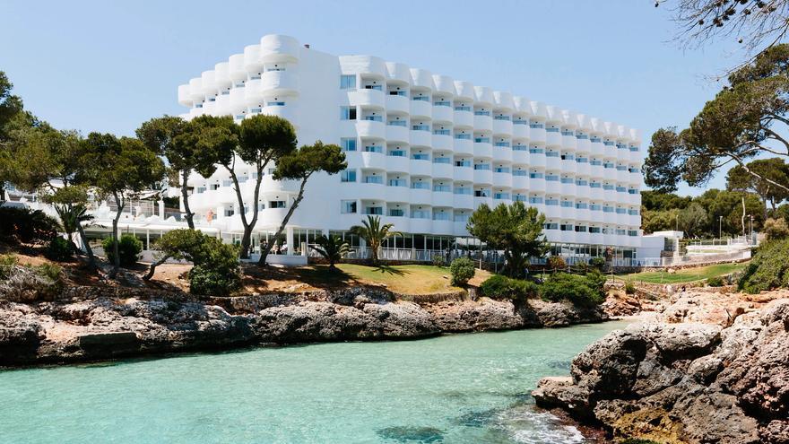 El AluaSOul Mallorca Resort inicia la temporada tras una reforma de 3,5 millones de euros