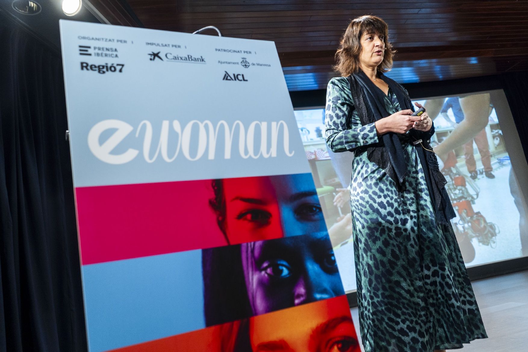 L'eWoman de Regió7 insta les dones a aprendre de la diversitat per assolir l'èxit professional